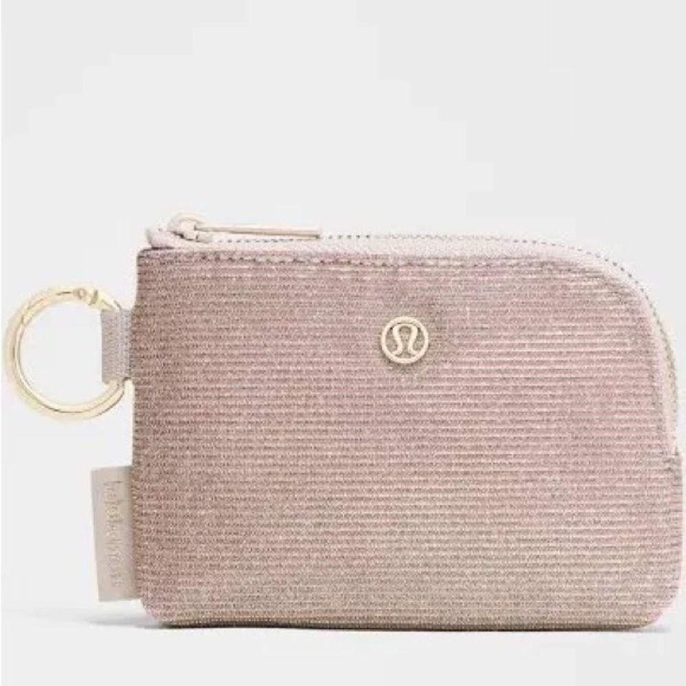 NWT - Lululemon Clippable Card Pouch